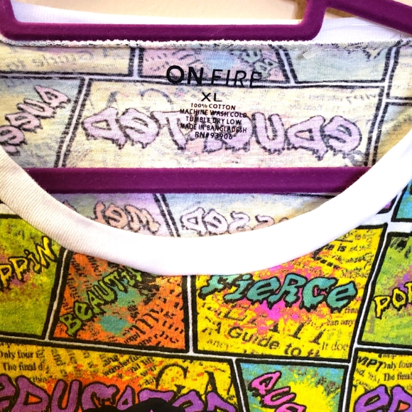 Lightweight Multi-Color Tee. - Picture 2 of 3